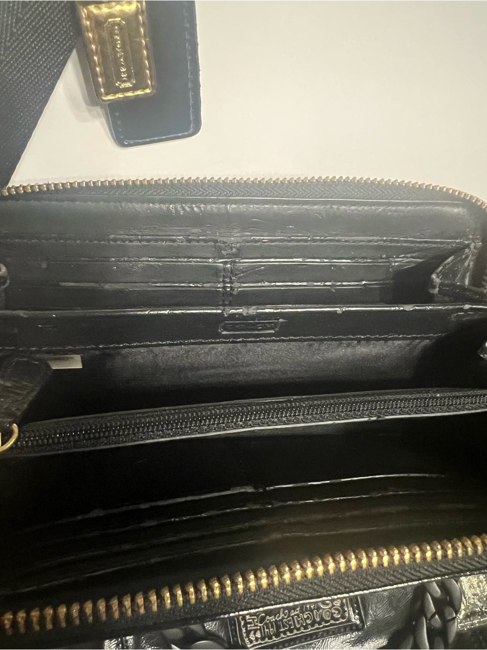 Coach patent leather bag and wallet - Picture 12 of 12